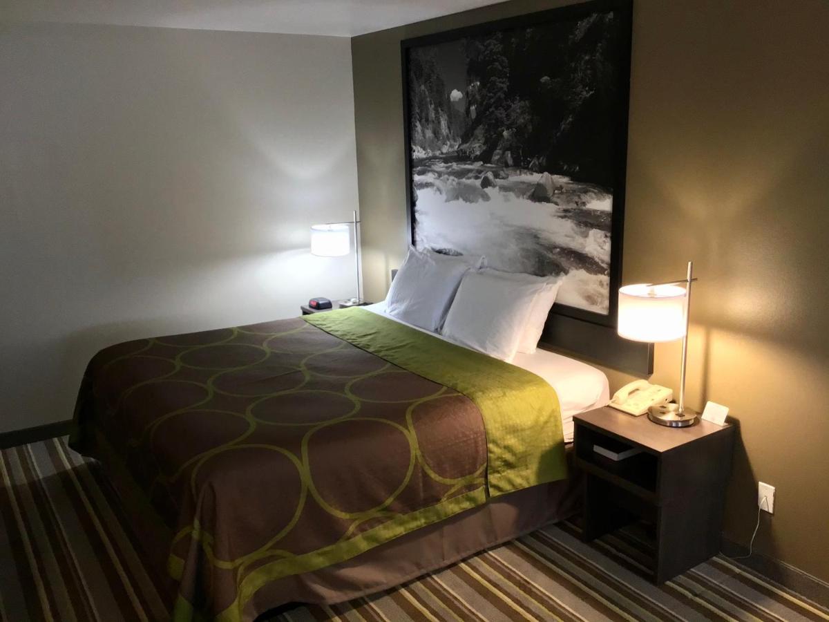 Super 8 By Wyndham Super 8 Blackfoot Eksteriør bilde