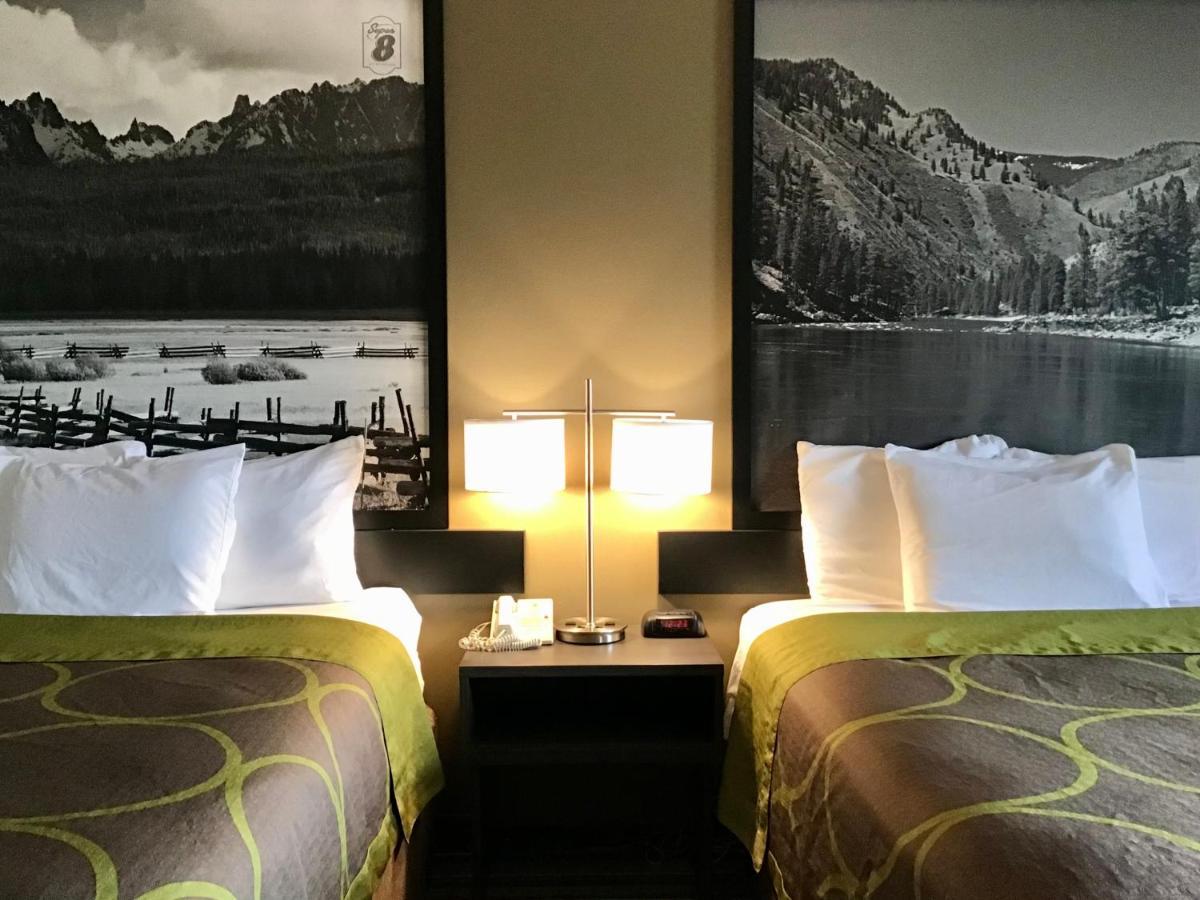 Super 8 By Wyndham Super 8 Blackfoot Eksteriør bilde