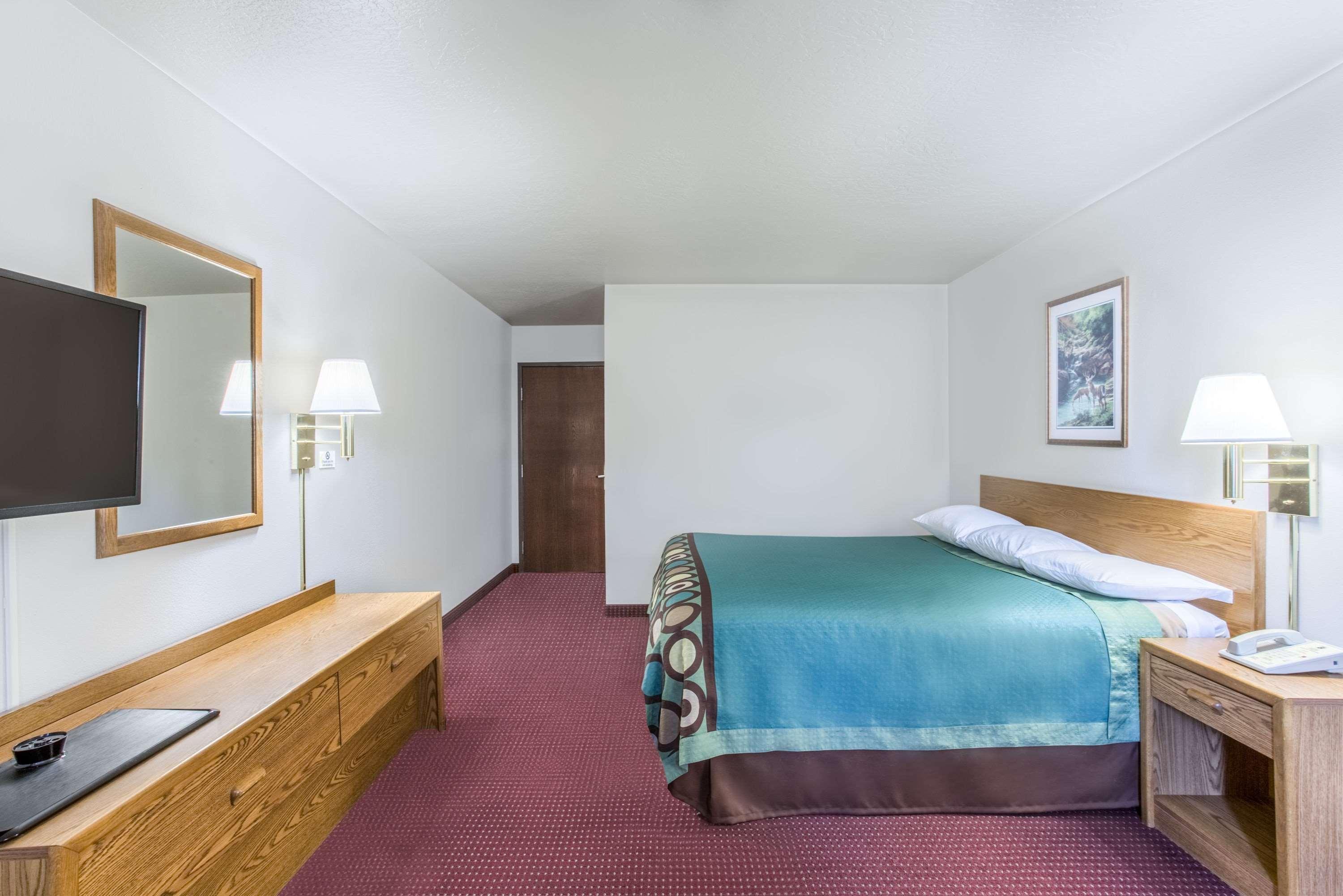 Super 8 By Wyndham Super 8 Blackfoot Eksteriør bilde